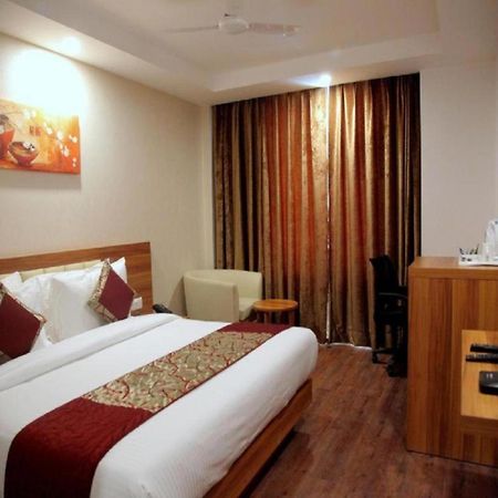 Hotel Tu Casa Delhi Airport Yeni Delhi Dış mekan fotoğraf